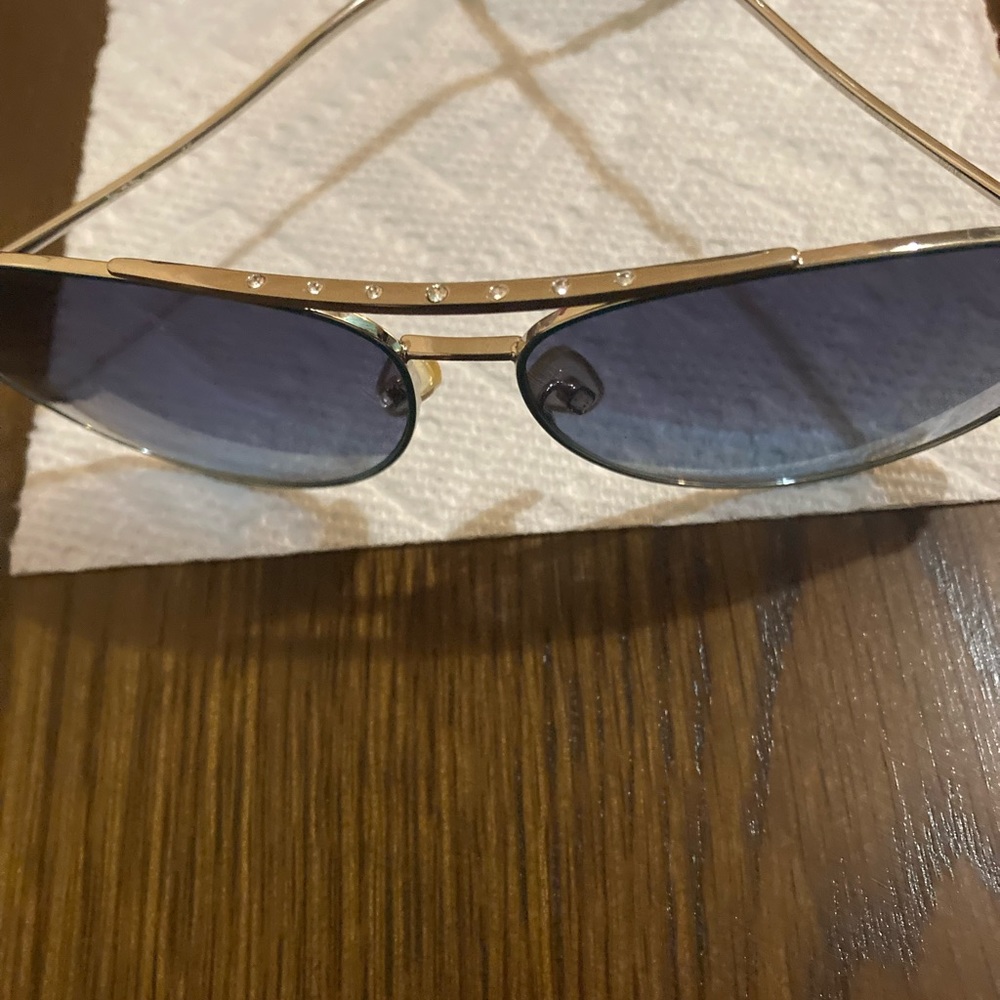 🌞Bebe women aviator turquoise sunglasses - Picture 6 of 7